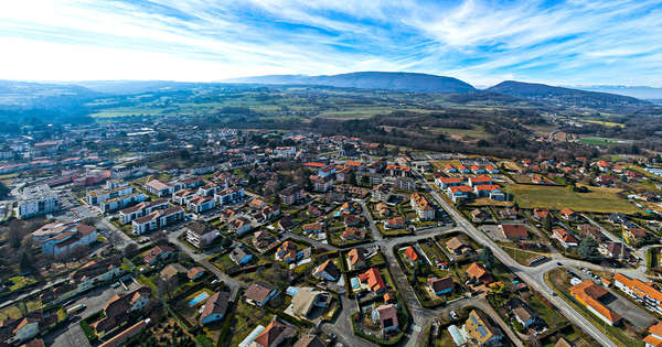 Vue sur la commune de Reignier-Esery